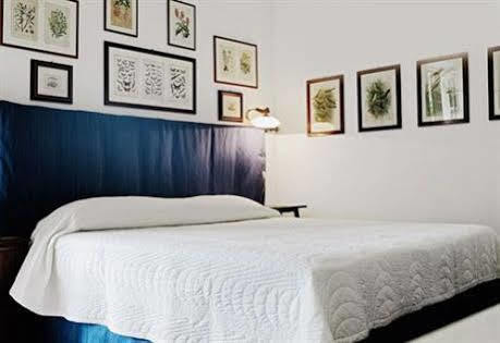 Il Glicine Sul Golfo Bed & Breakfast Mondello Ngoại thất bức ảnh
